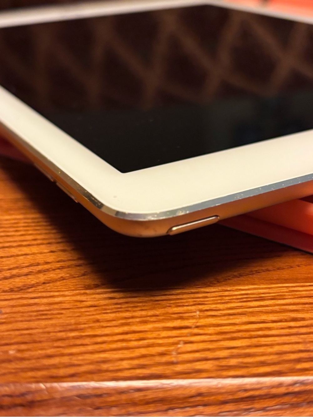 Apple iPad Air 2 64GB Wi-Fi Gold with Protective Case & Original Box - Picture 8 of 16